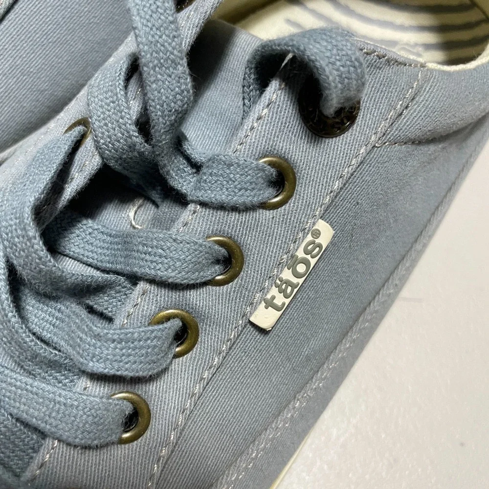 Taos 8.5 Sneaker Moc Star Canvas Greyish / Blue Distressed Finish Slight Wear‎